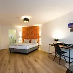 מלון Genusshotel Krone & Roadtrips Bei Basel 3*