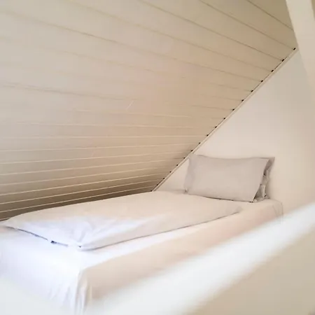 Genusshotel Krone & Roadtrips Bei Basel فندق Inzlingen