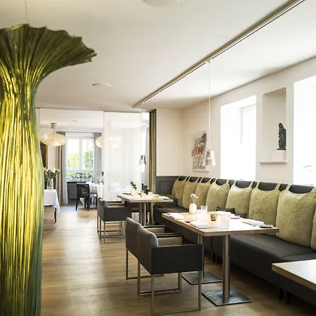 Genusshotel Krone & Roadtrips Bei Basel מלון 3*