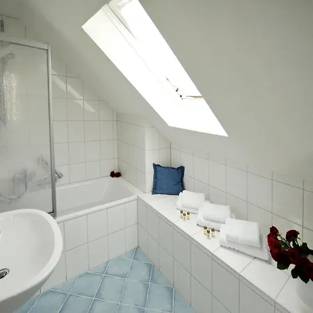 Genusshotel Krone & Roadtrips Bei Basel فندق 3*