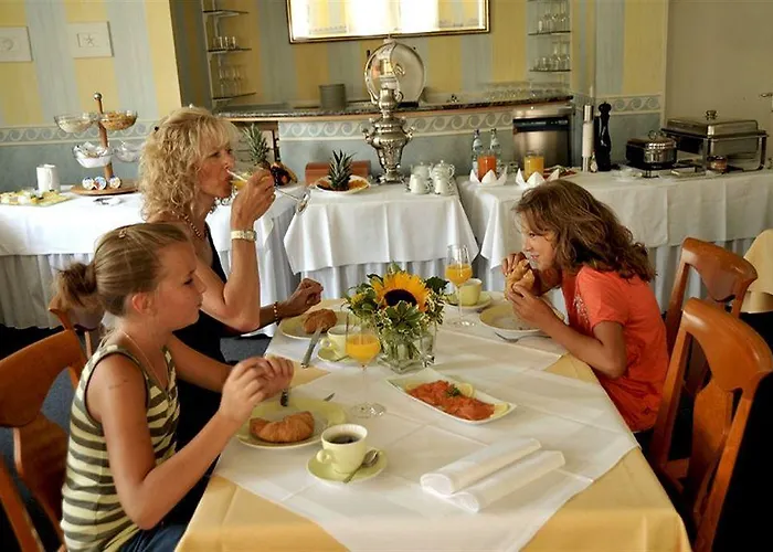 Genusshotel Krone & Roadtrips Bei Basel فندق Inzlingen